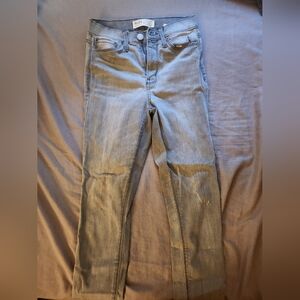 Mudd High-Rise Gray Jeggings